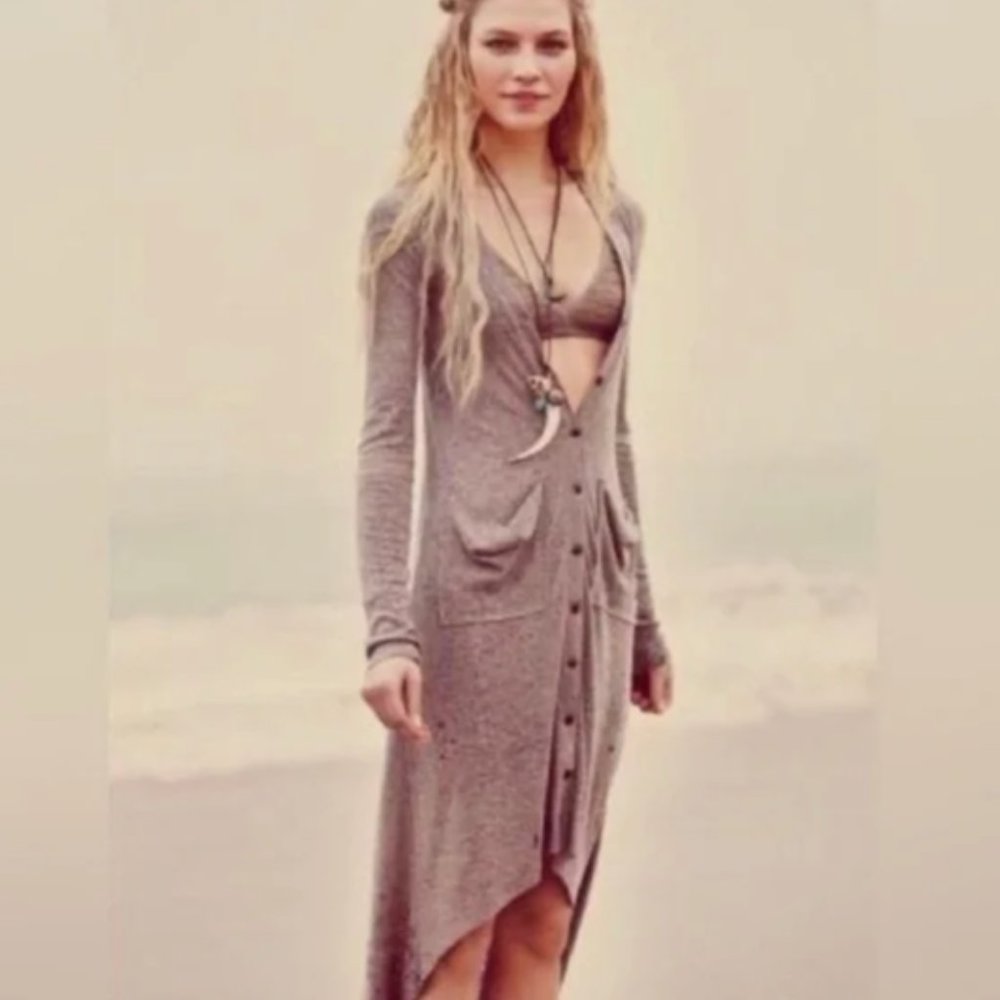 Free People Beach 🏝️ - Lightweight Boho Ribbed up Tan Maxi Cardi - S